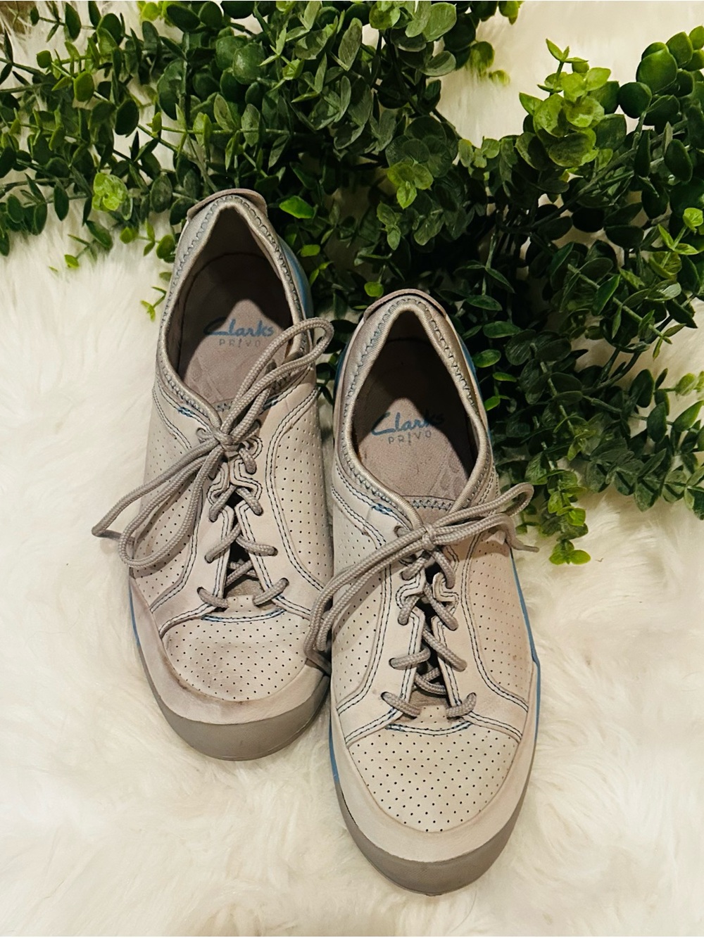 Clark’s Pimo Women’s Leather Comfort Walking Sneakers Size 7.5 Gray Blue Lace Up